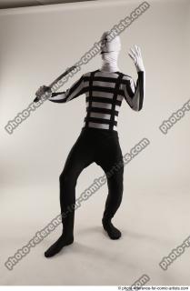 10 2019 01 JIRKA MORPHSUIT WITH KNIFE